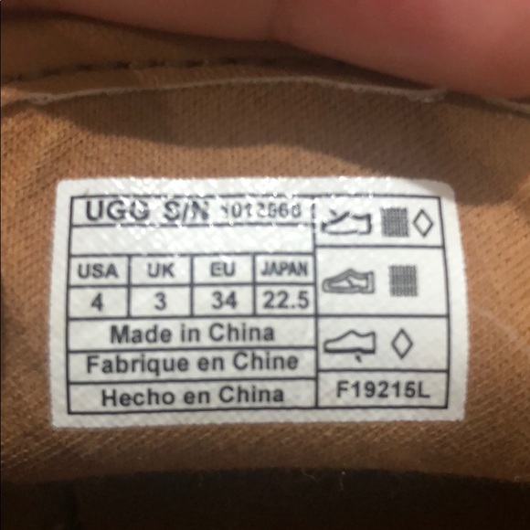 Ugg shoes - Picture 4 of 5